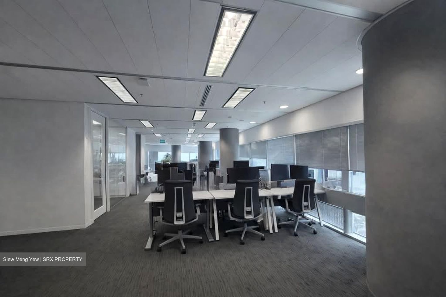 Gateway East (D7), Office #546354091